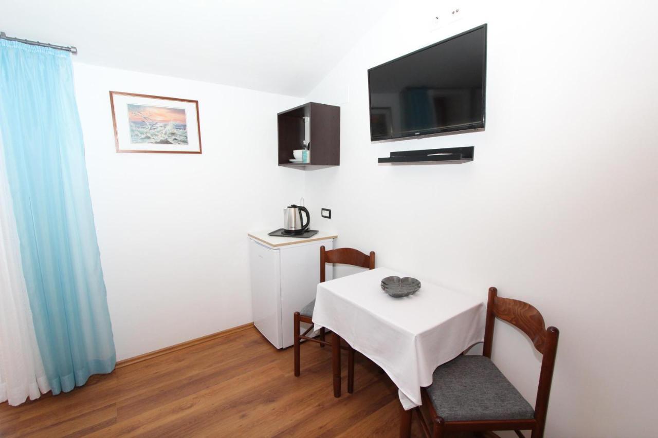 Rooms And Apartment Matosevic Rovinj Exterior foto