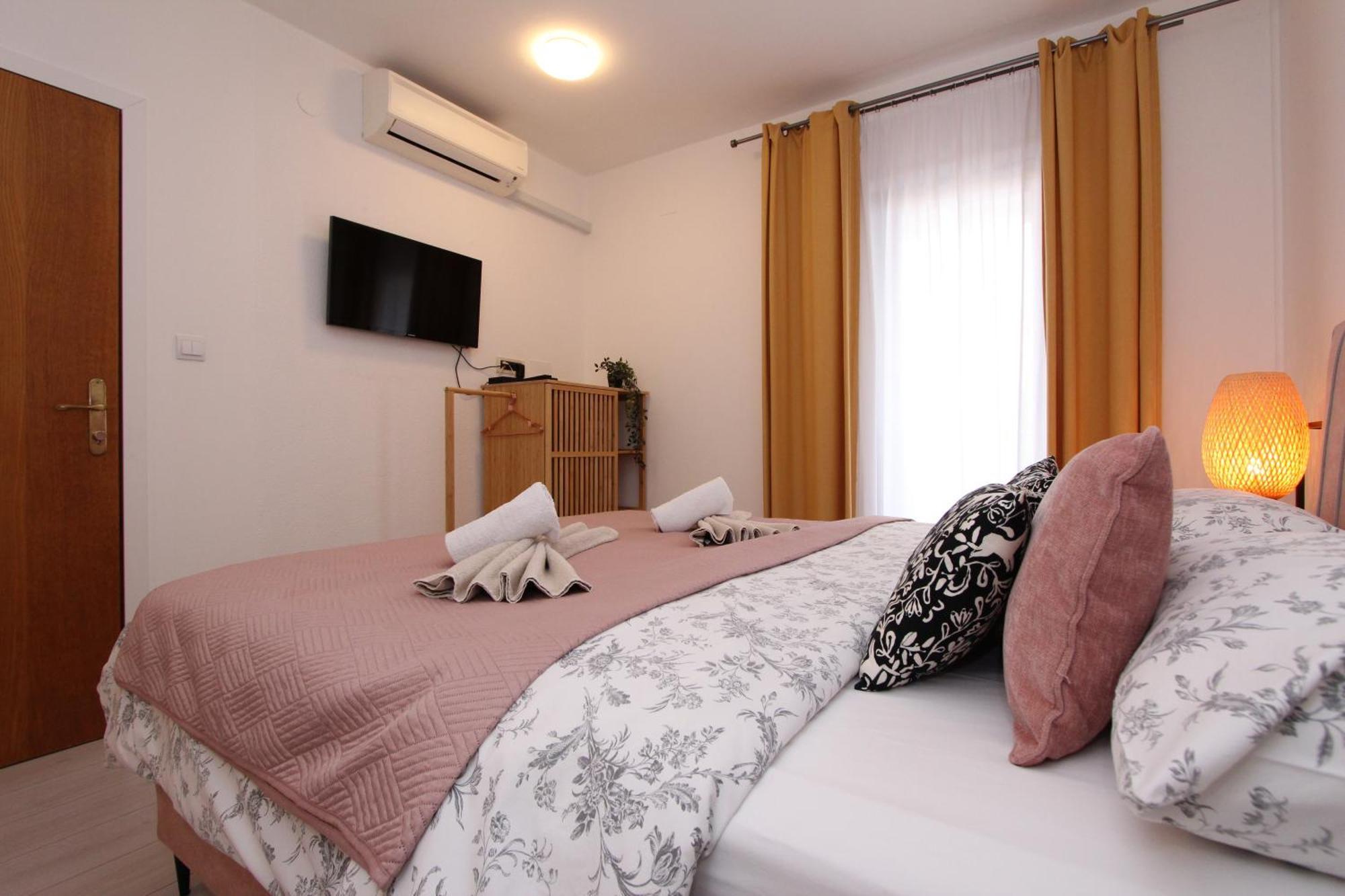 Rooms And Apartment Matosevic Rovinj Exterior foto
