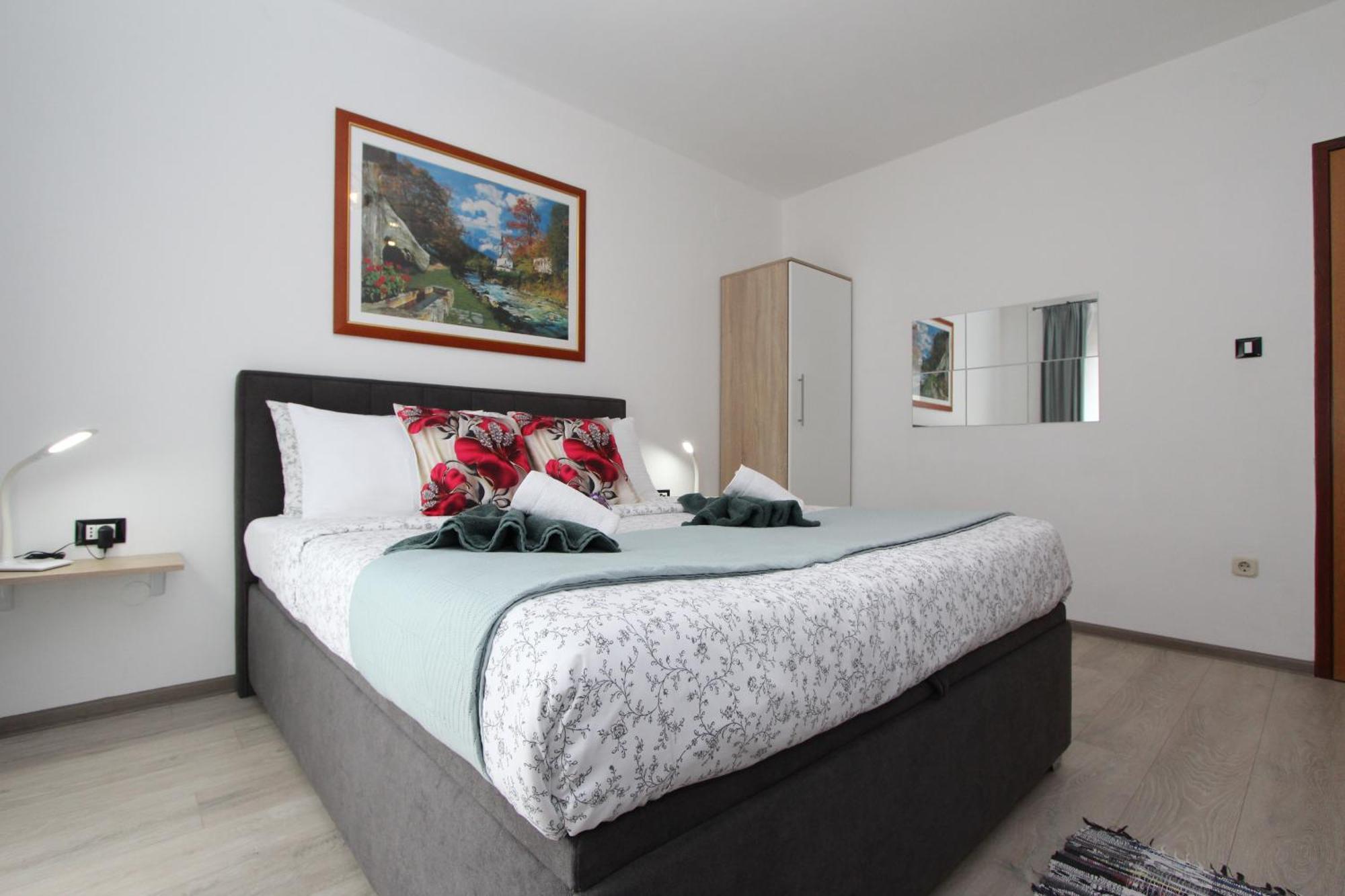 Rooms And Apartment Matosevic Rovinj Exterior foto
