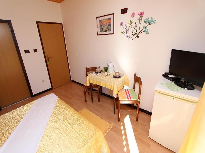 Rooms And Apartment Matosevic Rovinj Exterior foto