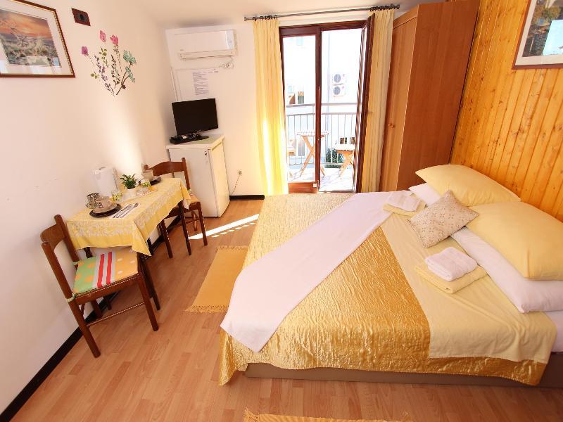 Rooms And Apartment Matosevic Rovinj Exterior foto