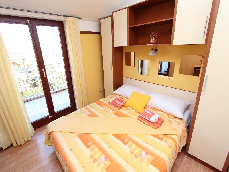 Rooms And Apartment Matosevic Rovinj Exterior foto