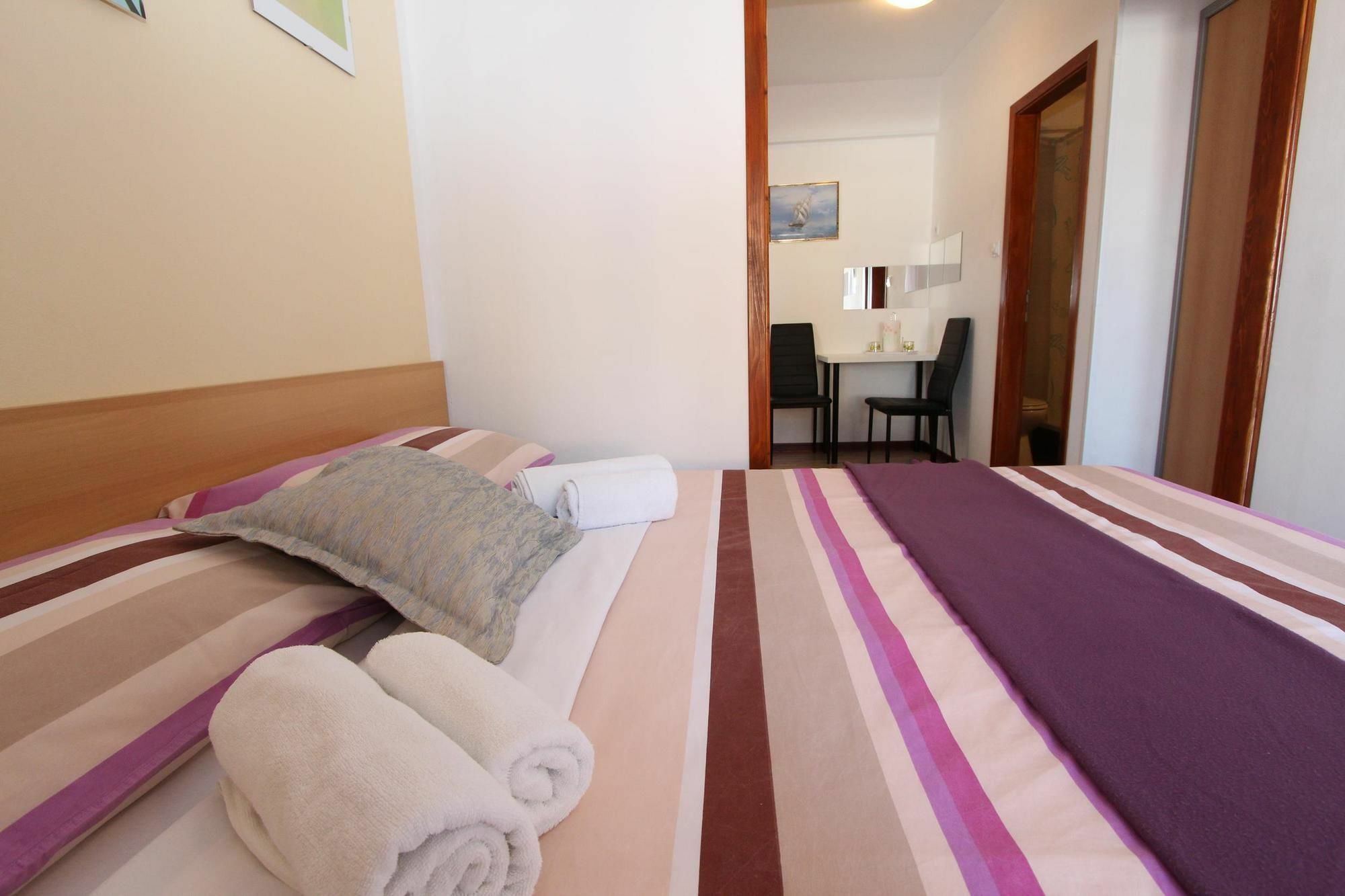 Rooms And Apartment Matosevic Rovinj Exterior foto